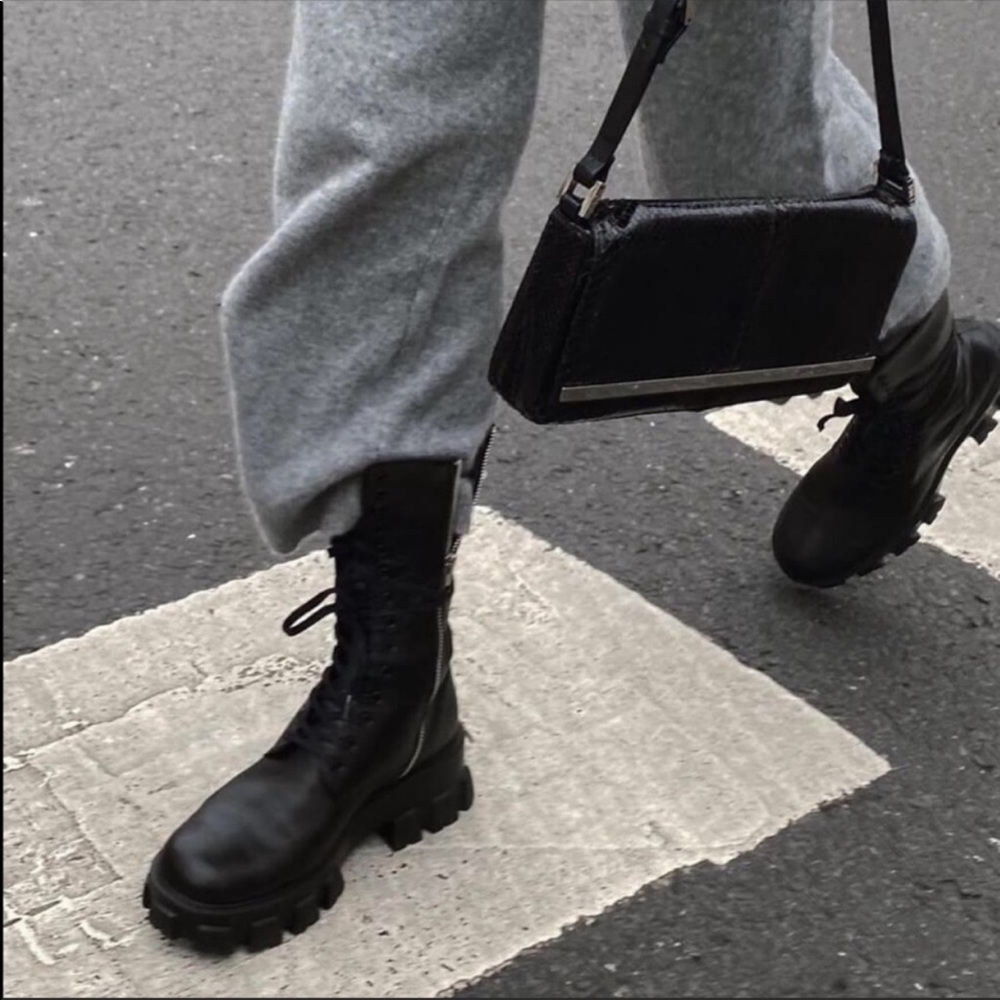 🔥Tony Bianco Seattle Black Como Combat Calf Boots. 8 size=38 size.🔥